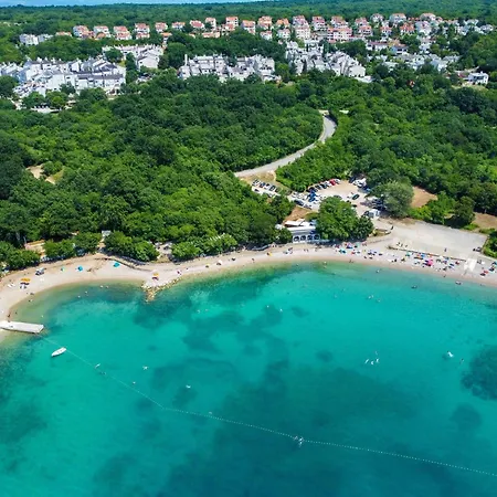 Ferej 2 By Interhome Njivice